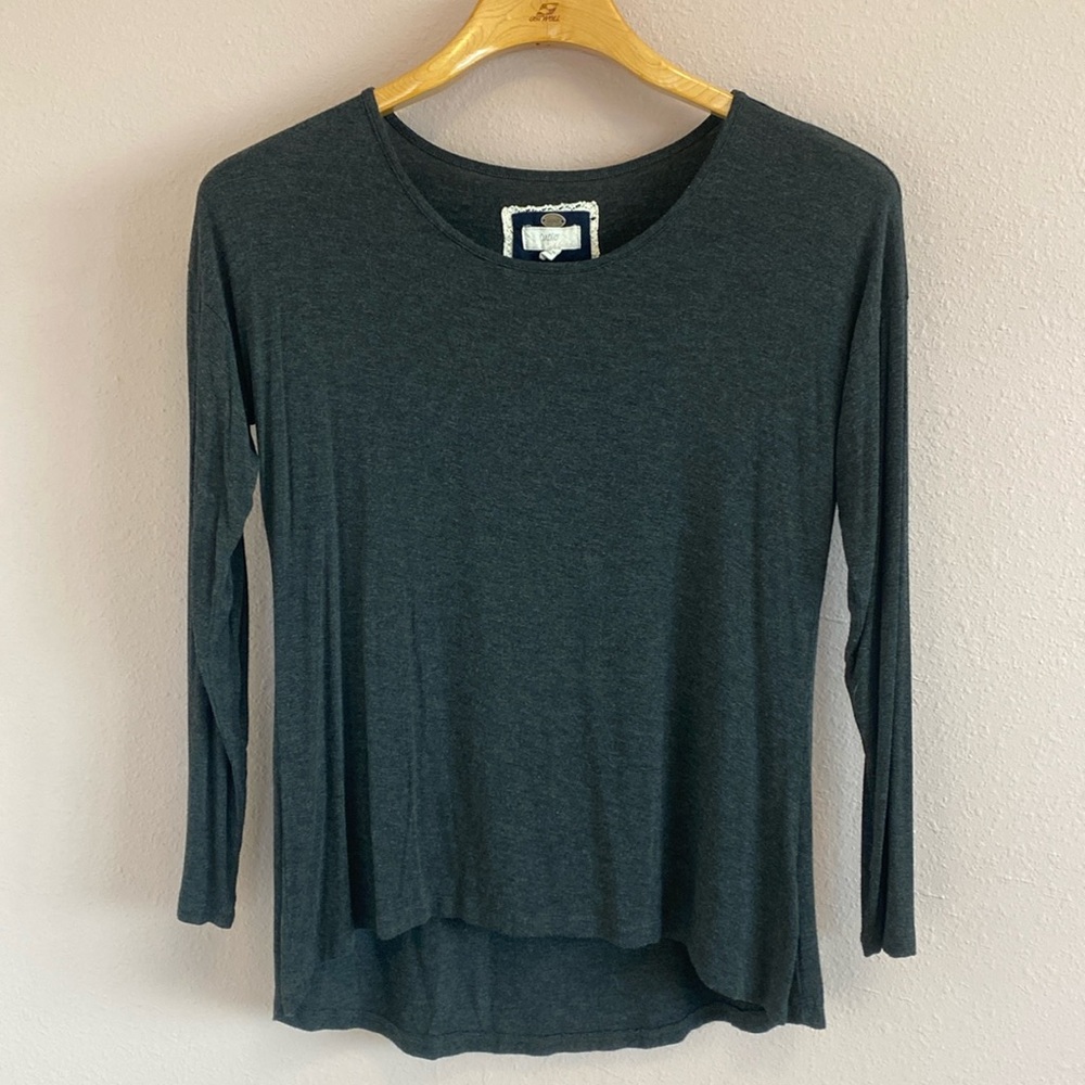 Cupio long sleeve top Size M Gray